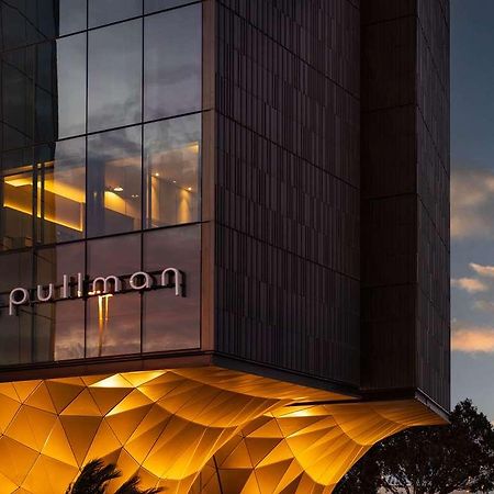 Pullman Auckland Airport Hotel Exterior photo