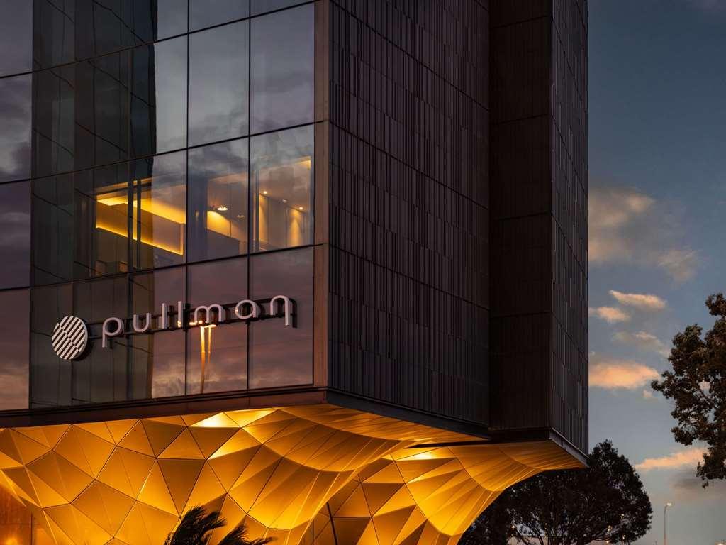 Pullman Auckland Airport Hotel Exterior photo